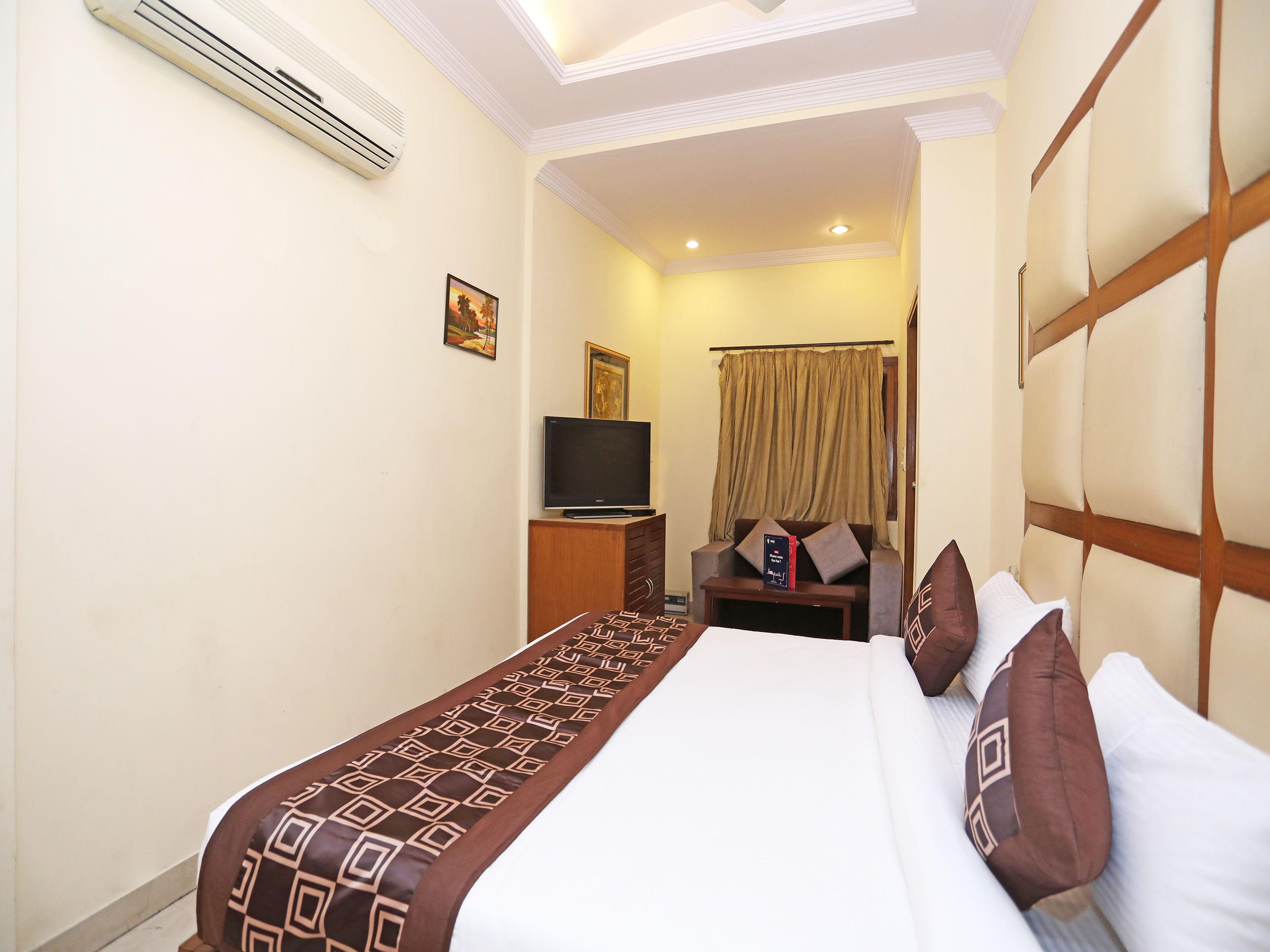 Capital O 10750 Hotel Vivek New Delhi Eksteriør billede