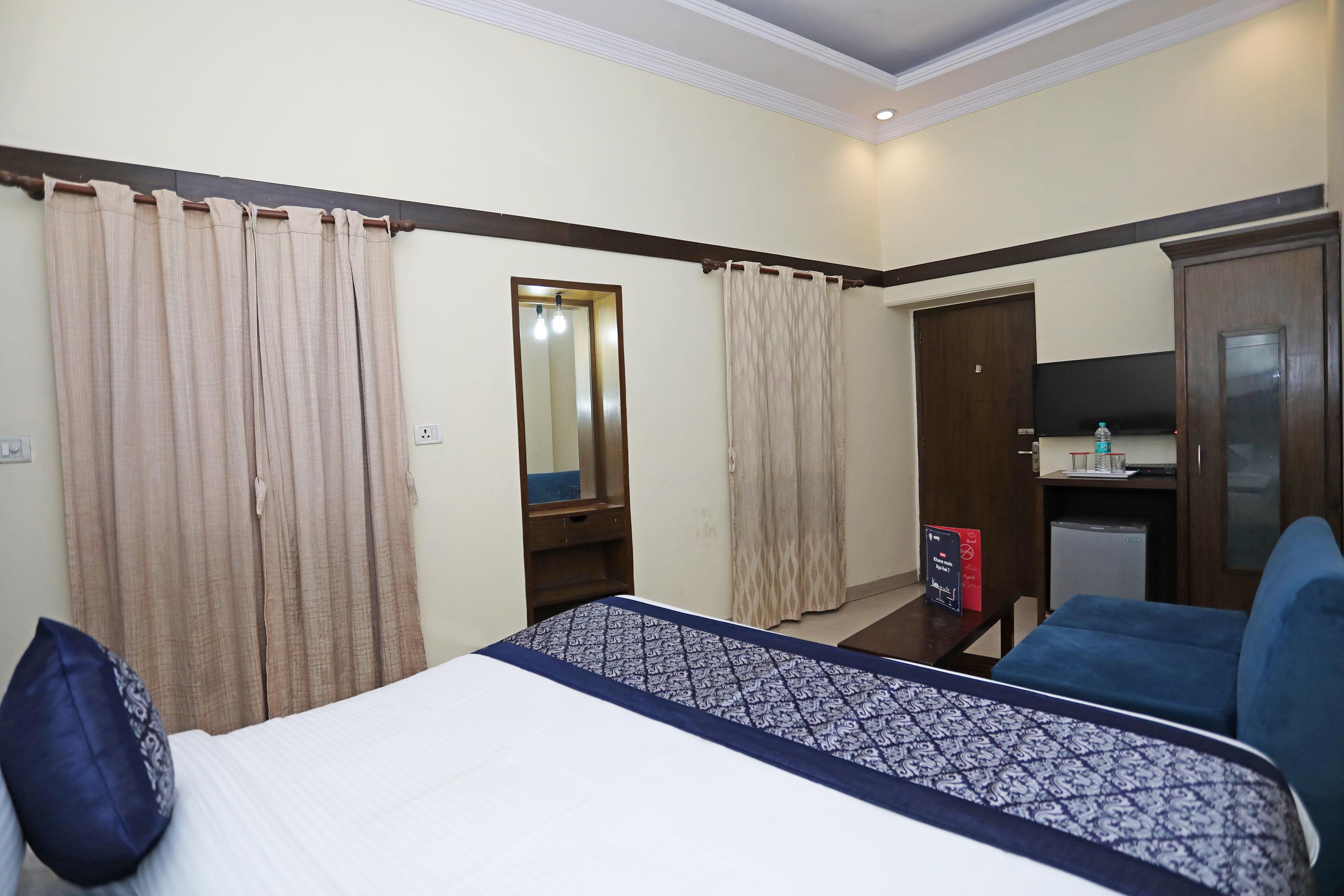 Capital O 10750 Hotel Vivek New Delhi Eksteriør billede