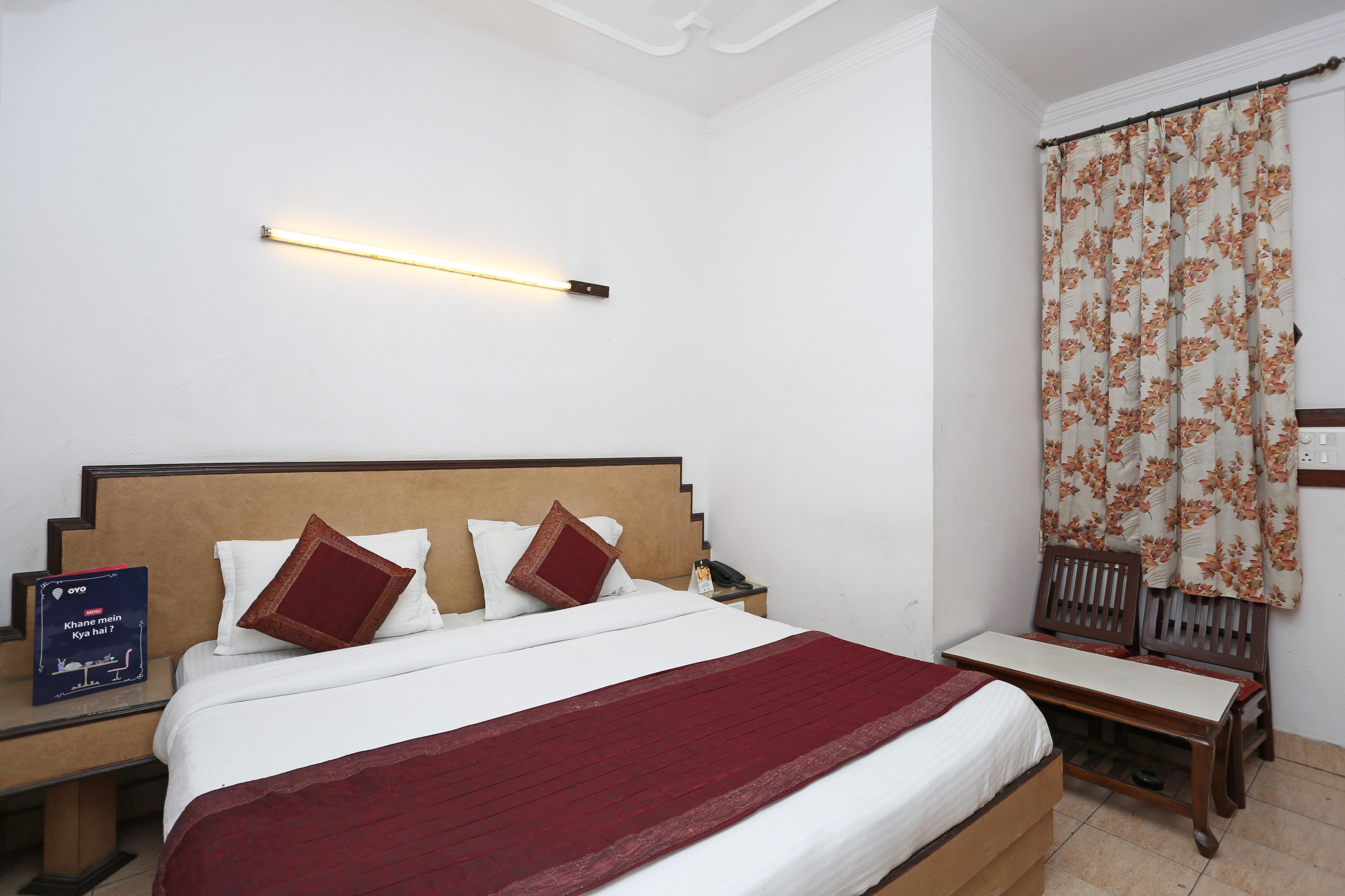 Capital O 10750 Hotel Vivek New Delhi Eksteriør billede